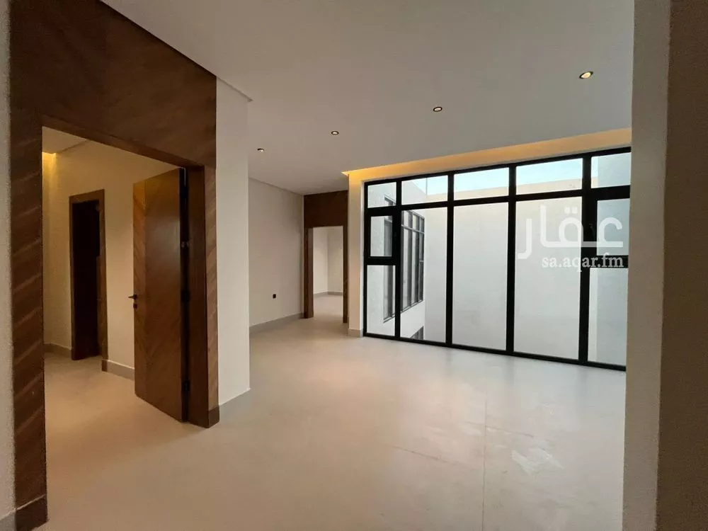 5 bedroom villa in Al Mahdiyyah 23