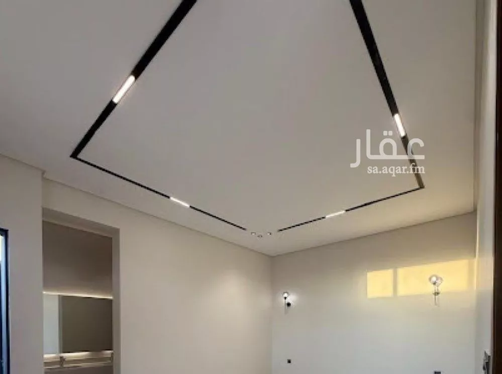 6 bedroom villa in Al Mahdiyyah 3