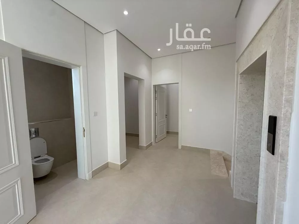 6 bedroom villa in Al Mahdiyyah 11