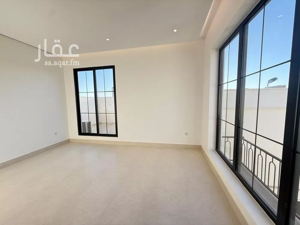 6 bedroom villa in Al Mahdiyyah 12