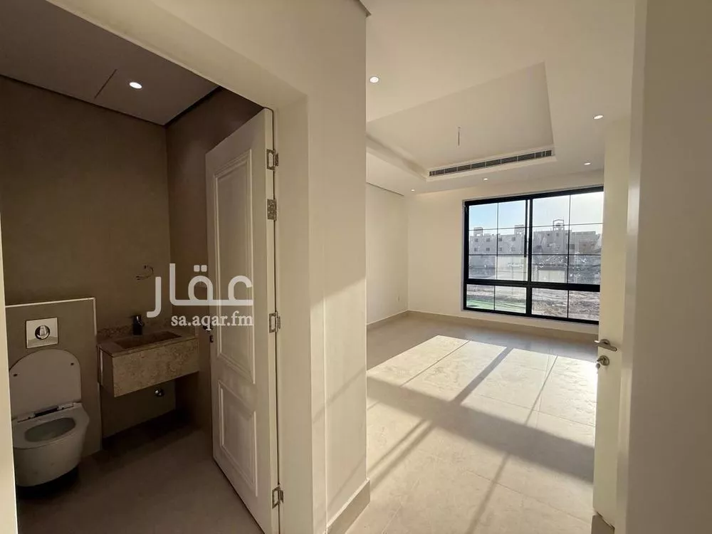 6 bedroom villa in Al Mahdiyyah 18