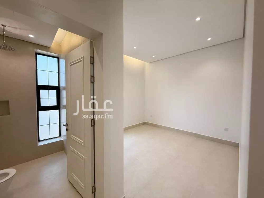 6 bedroom villa in Al Mahdiyyah 4