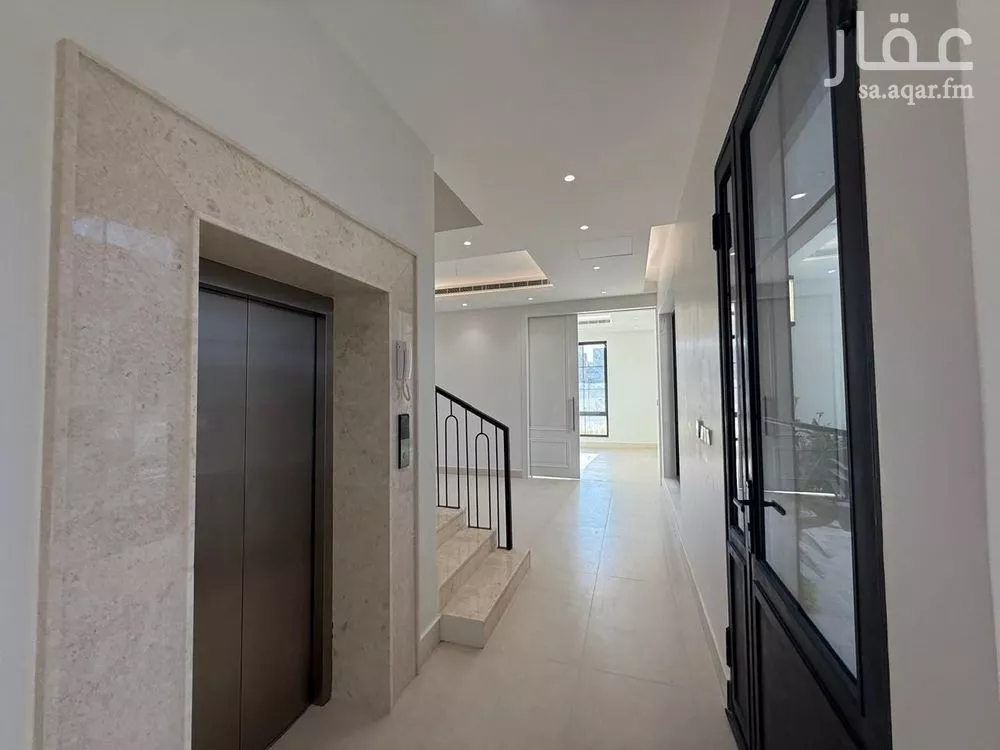 6 bedroom villa in Al Mahdiyyah 5