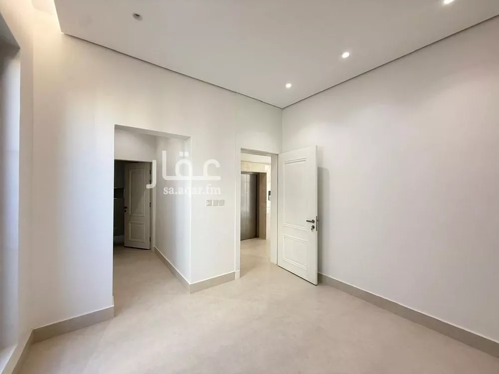 6 bedroom villa in Al Mahdiyyah 10