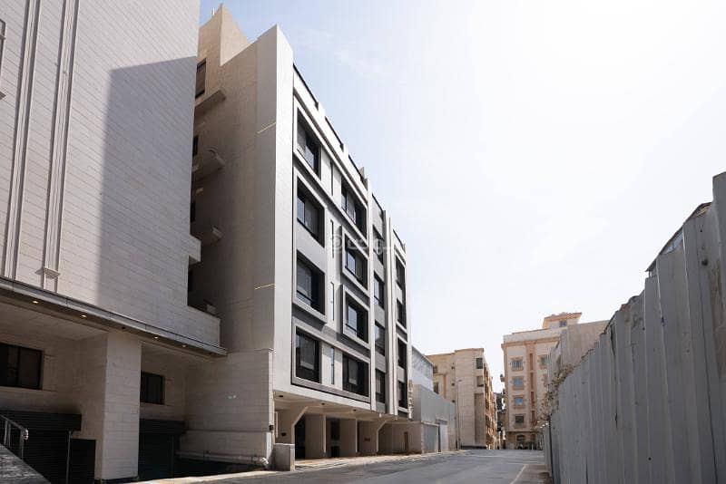 4 bedroom apartment in Al Rawdah, Jeddah 2