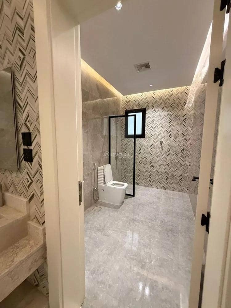 4 bedroom apartment in Madaen Al Fahd, Jeddah 7