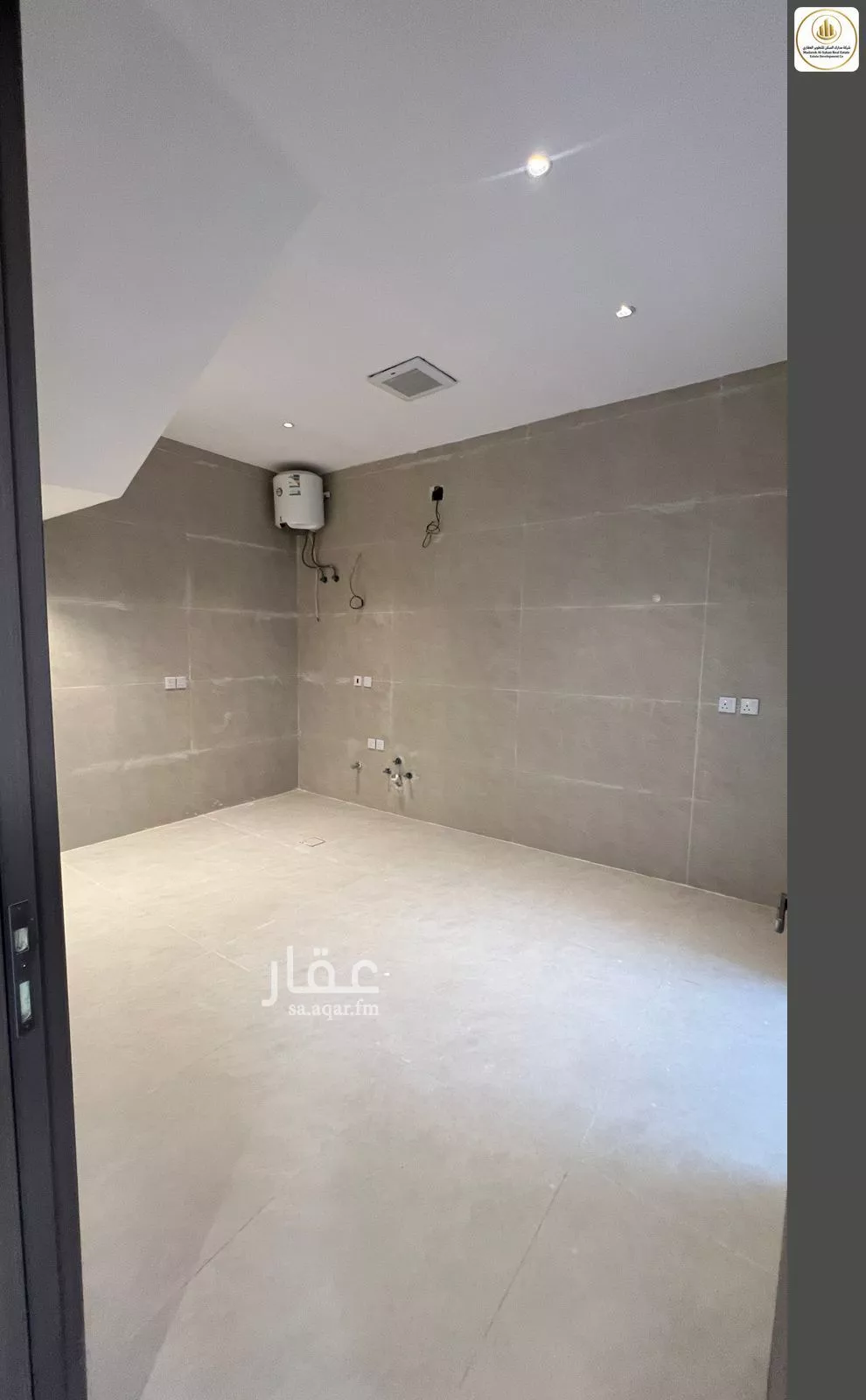 فيلا 9 غرف في الرمال 17