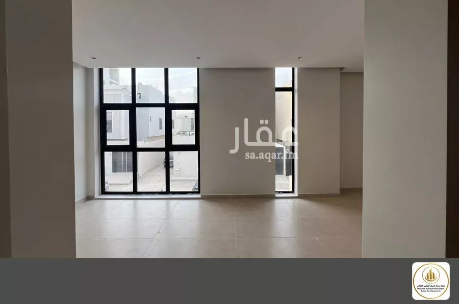 فيلا 9 غرف في الرمال 36