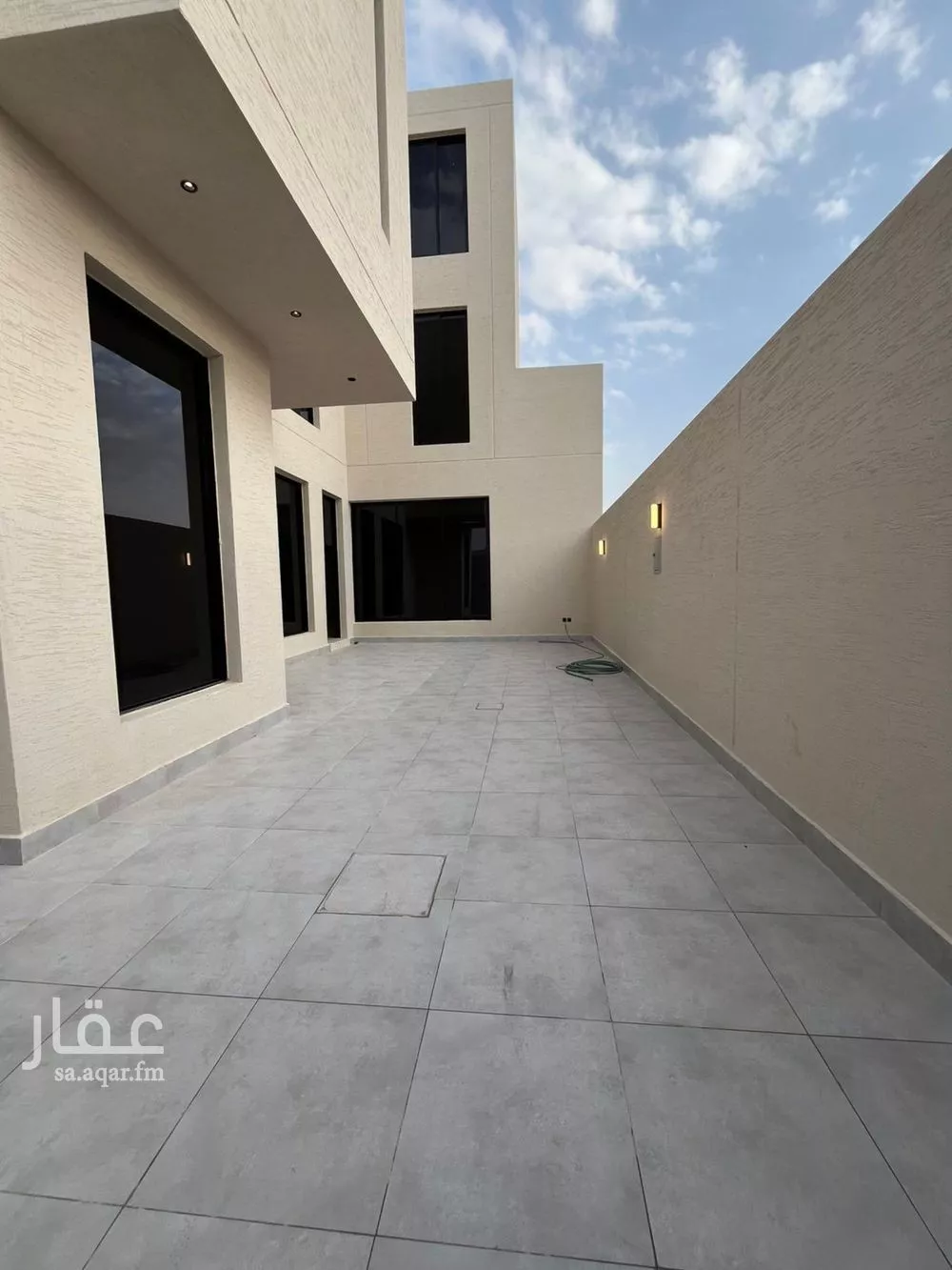 فيلا 5 غرف في المهدية 10
