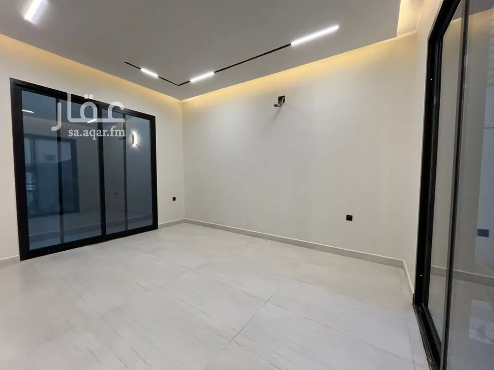 6 bedroom villa in Al Mahdiyyah 13