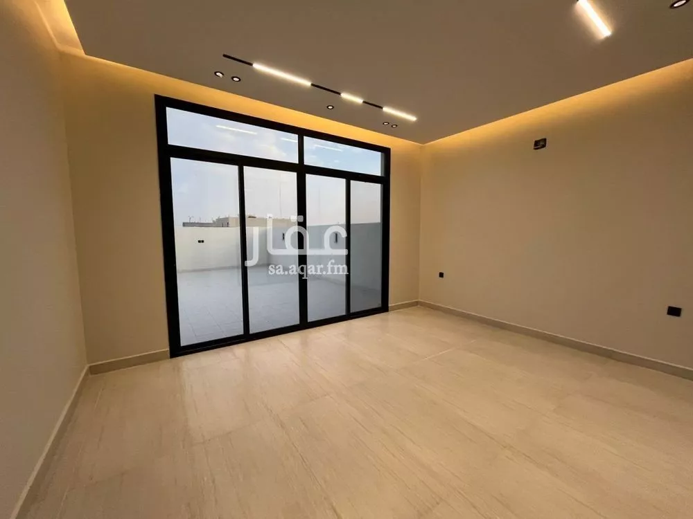 6 bedroom villa in Al Mahdiyyah 25