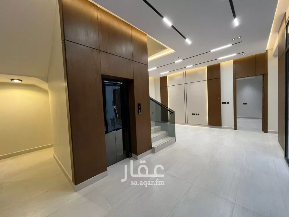 6 bedroom villa in Al Mahdiyyah 9