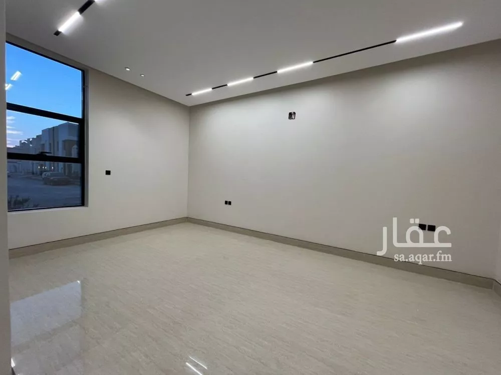 6 bedroom villa in Al Mahdiyyah 11