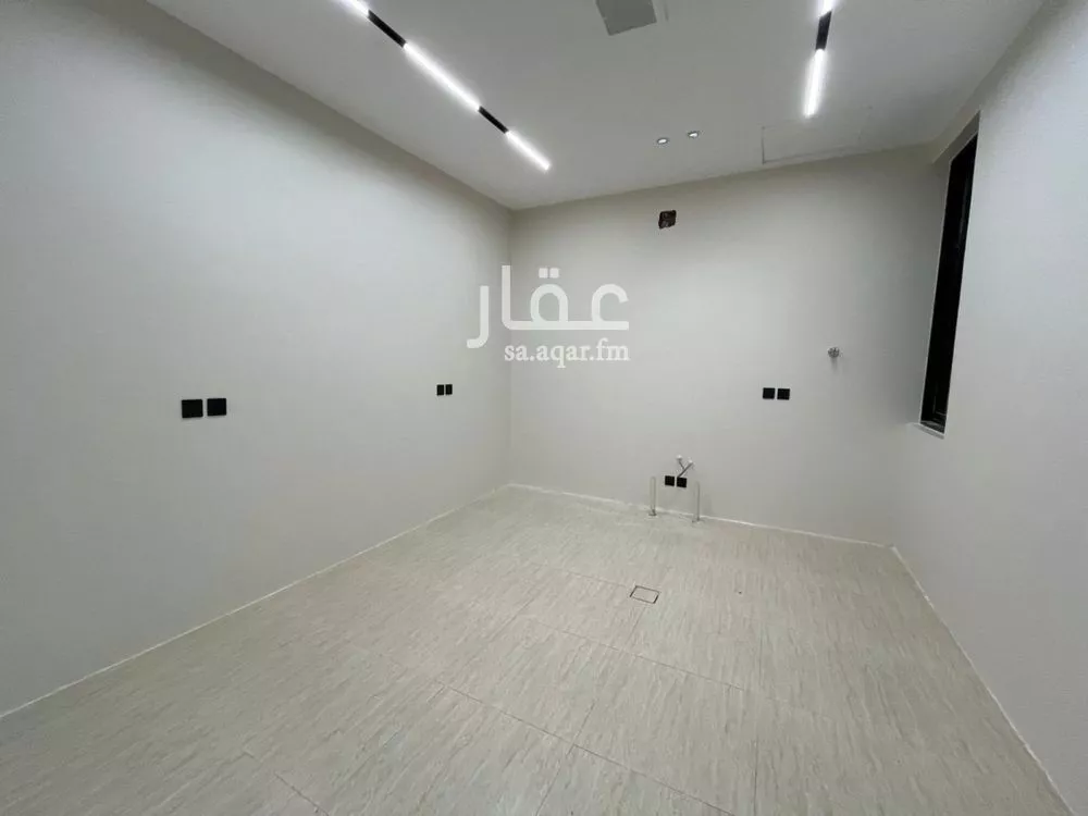6 bedroom villa in Al Mahdiyyah 20