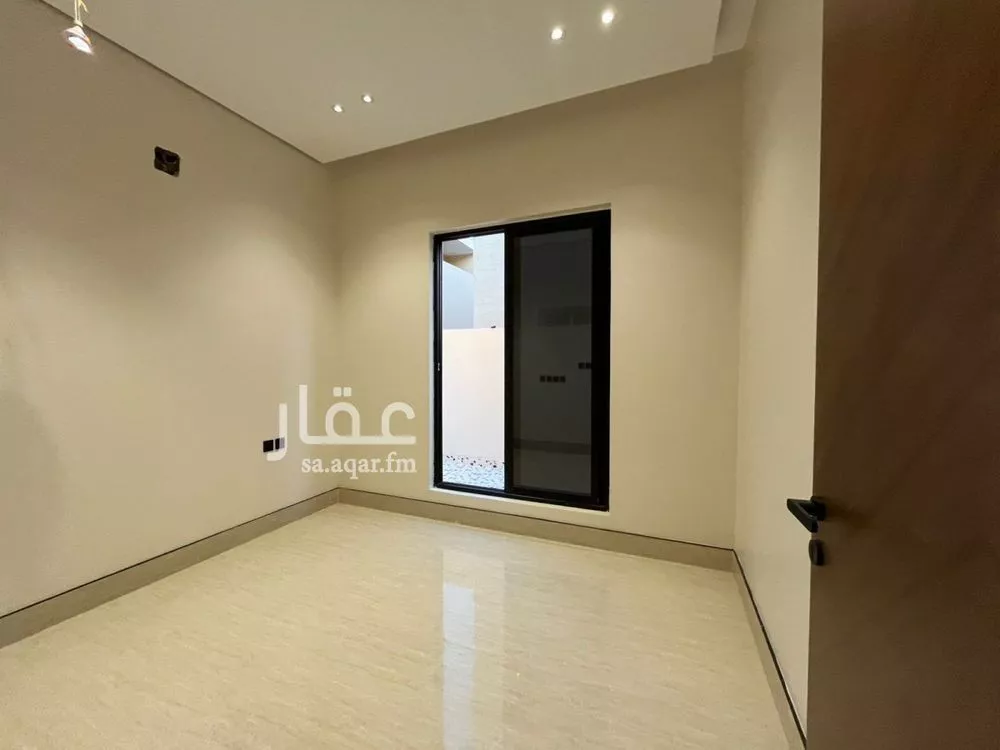 6 bedroom villa in Al Mahdiyyah 22