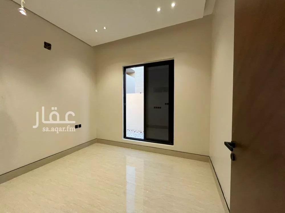 6 bedroom villa in Al Mahdiyyah 29