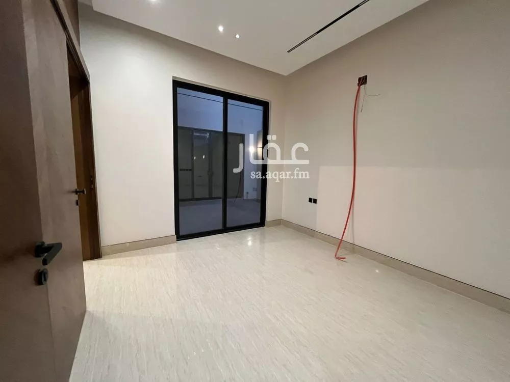 6 bedroom villa in Al Mahdiyyah 7
