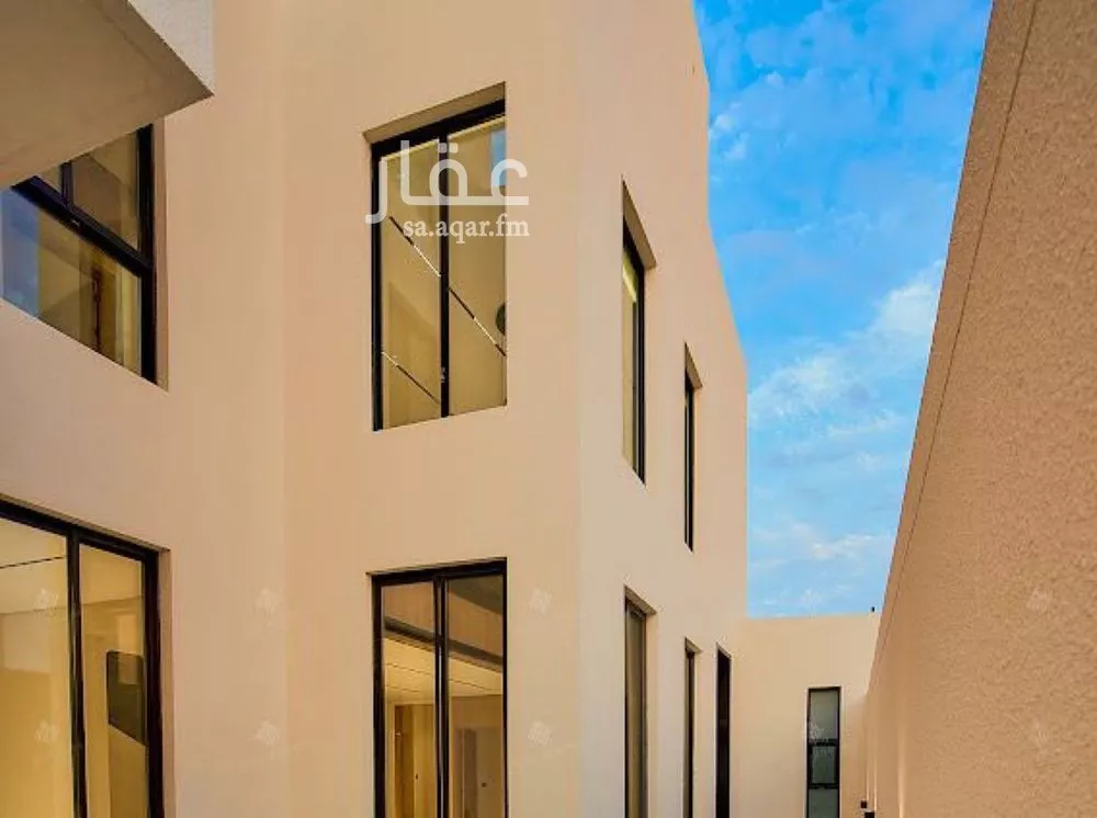 6 bedroom villa in Al Mahdiyyah 4