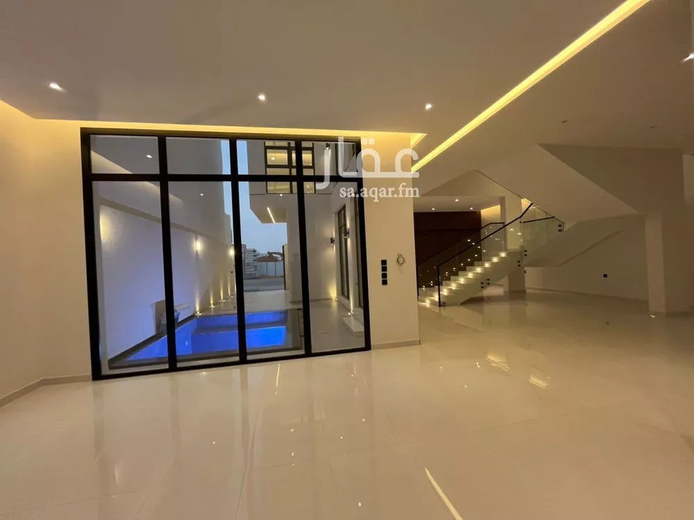 6 bedroom villa in Al Mahdiyyah 17