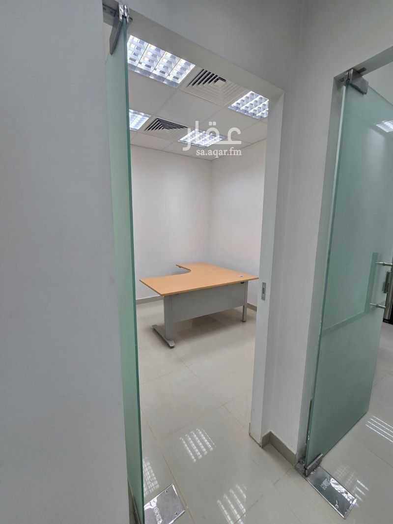 9 bedroom office in Al Olaya, Riyadh 7