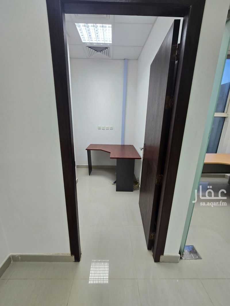 9 bedroom office in Al Olaya, Riyadh 19