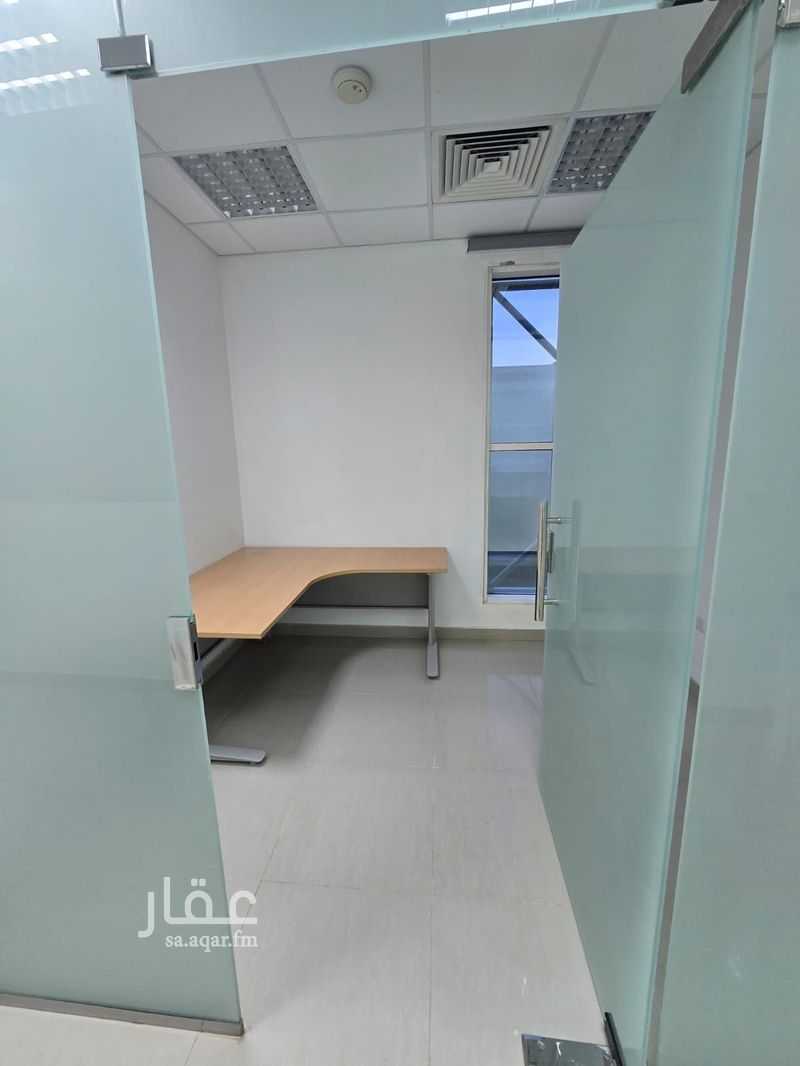 9 bedroom office in Al Olaya, Riyadh 16
