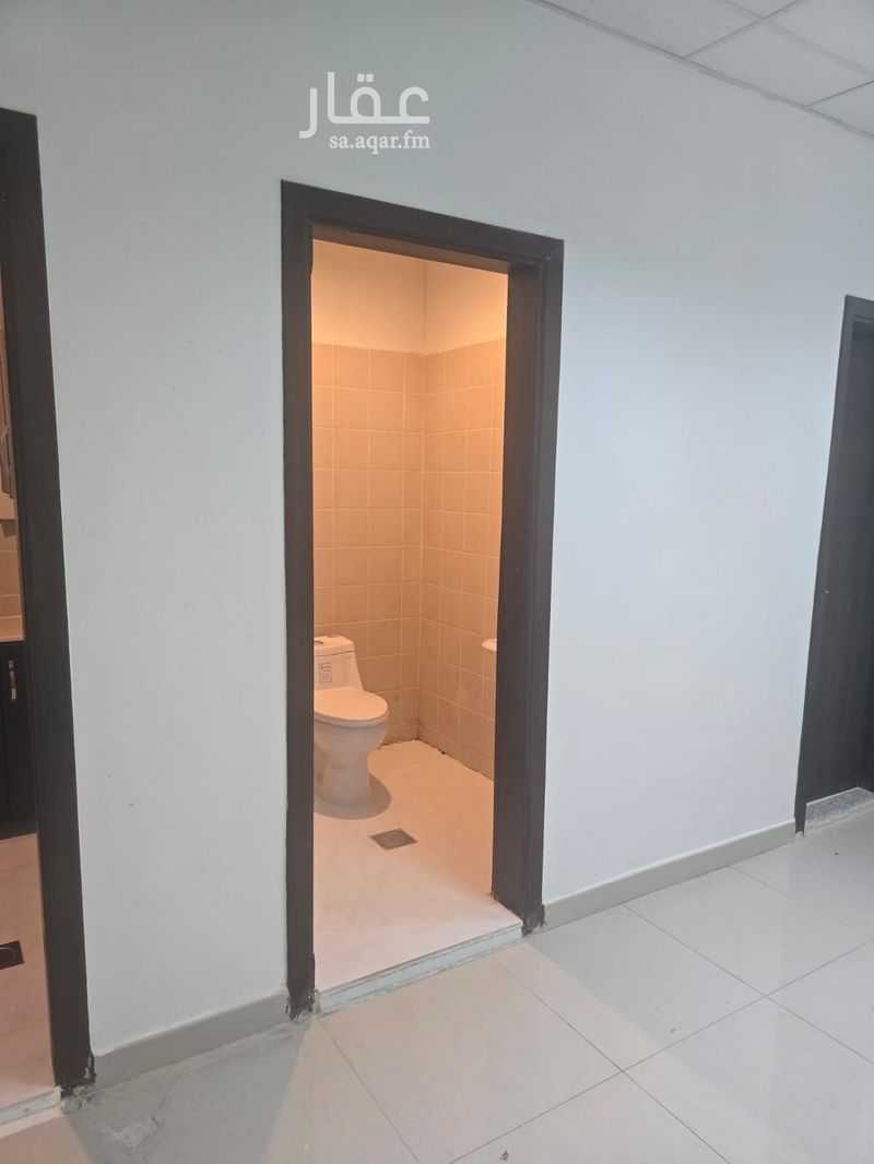 9 bedroom office in Al Olaya, Riyadh 10