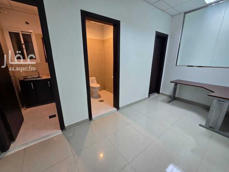 9 bedroom office in Al Olaya, Riyadh 8