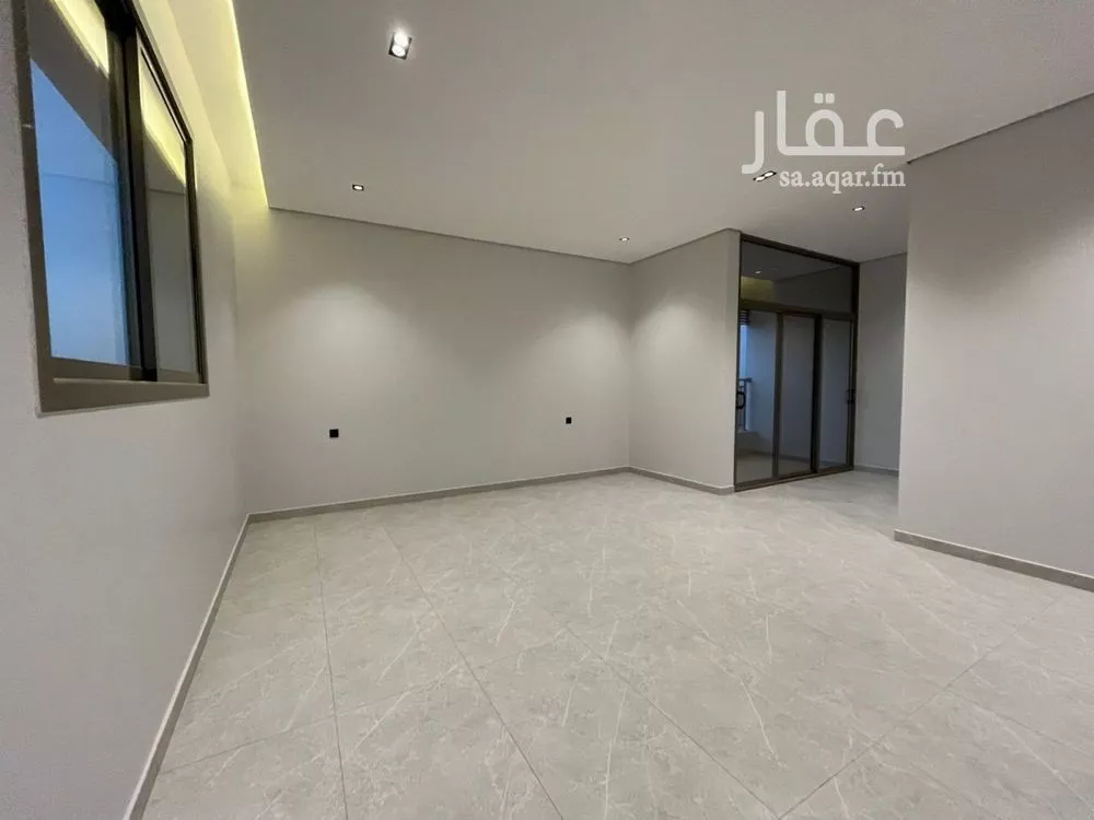 5 bedroom villa in Al Mahdiyyah 16