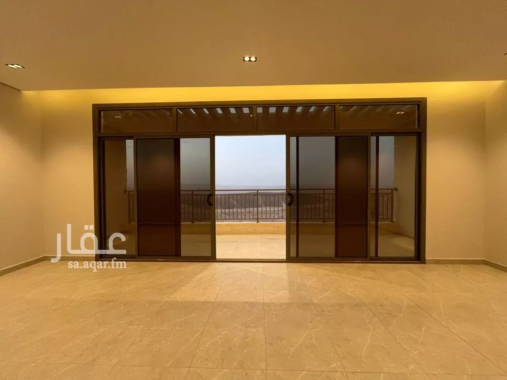 5 bedroom villa in Al Mahdiyyah 23