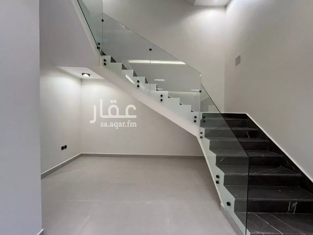 4 bedroom villa in Al Mahdiyyah 11