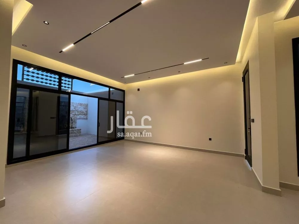 4 bedroom villa in Al Mahdiyyah 15