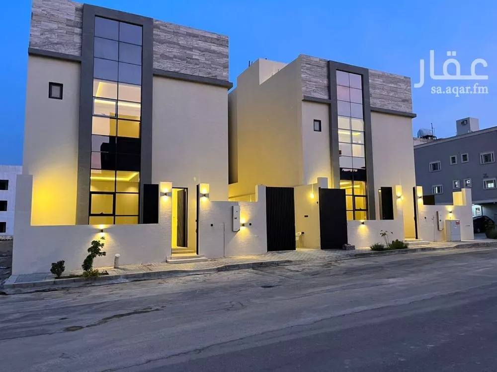 5 bedroom villa in Al Mahdiyyah 3