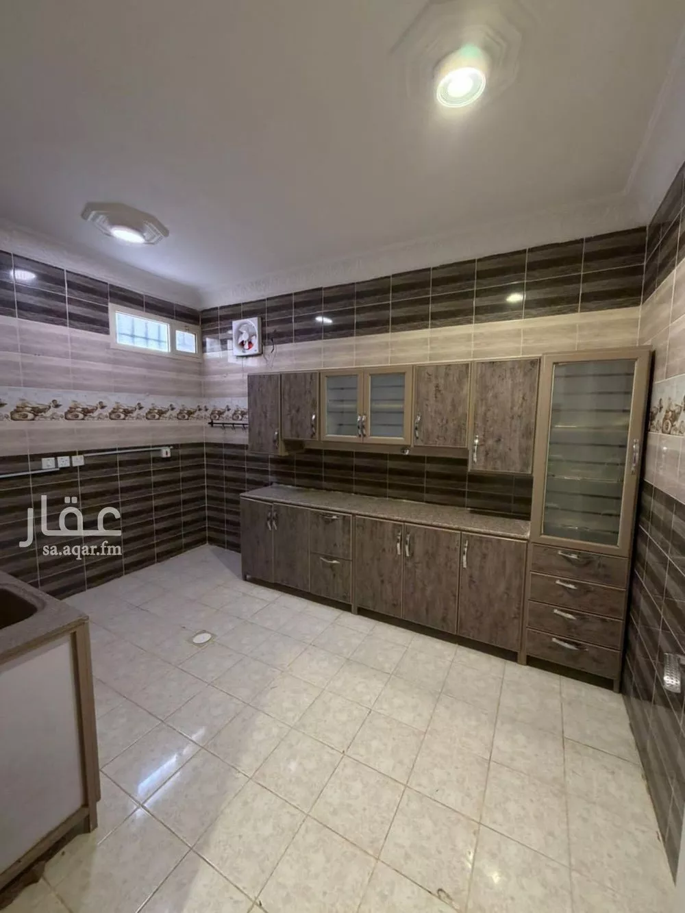 3 bedroom apartment in Qurtubah 10