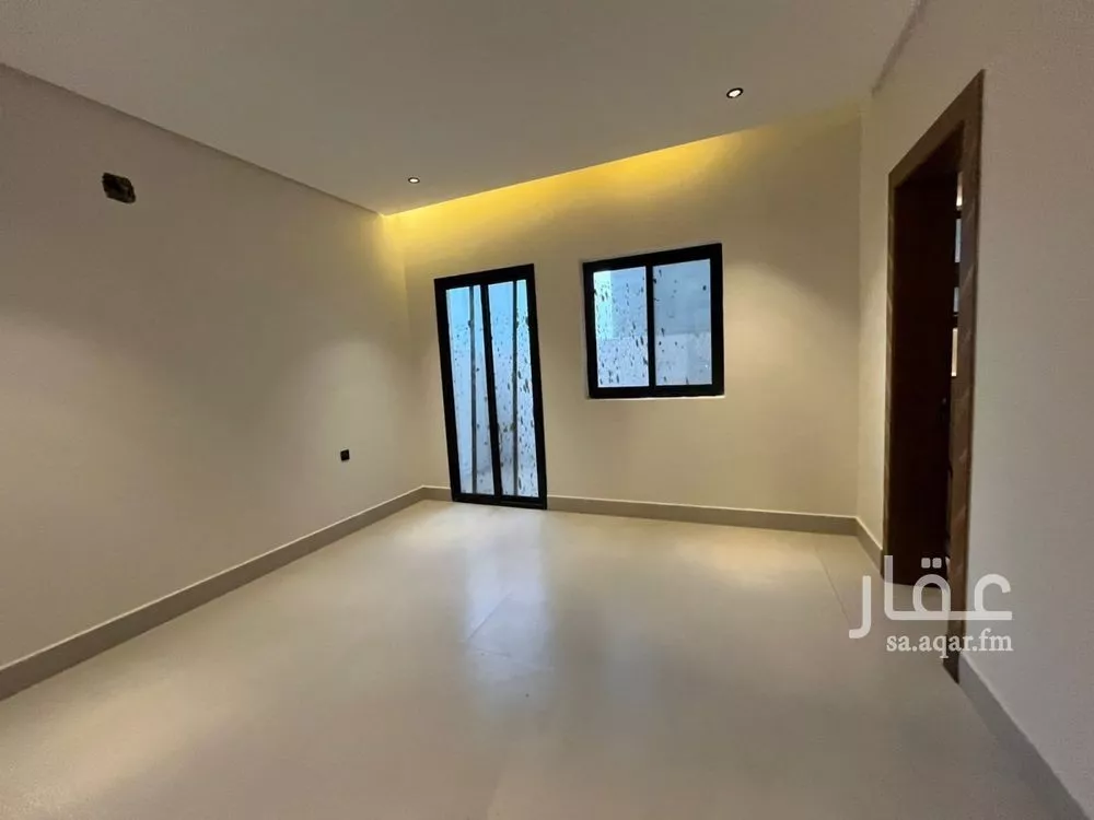 5 bedroom villa in Al Mahdiyyah 13