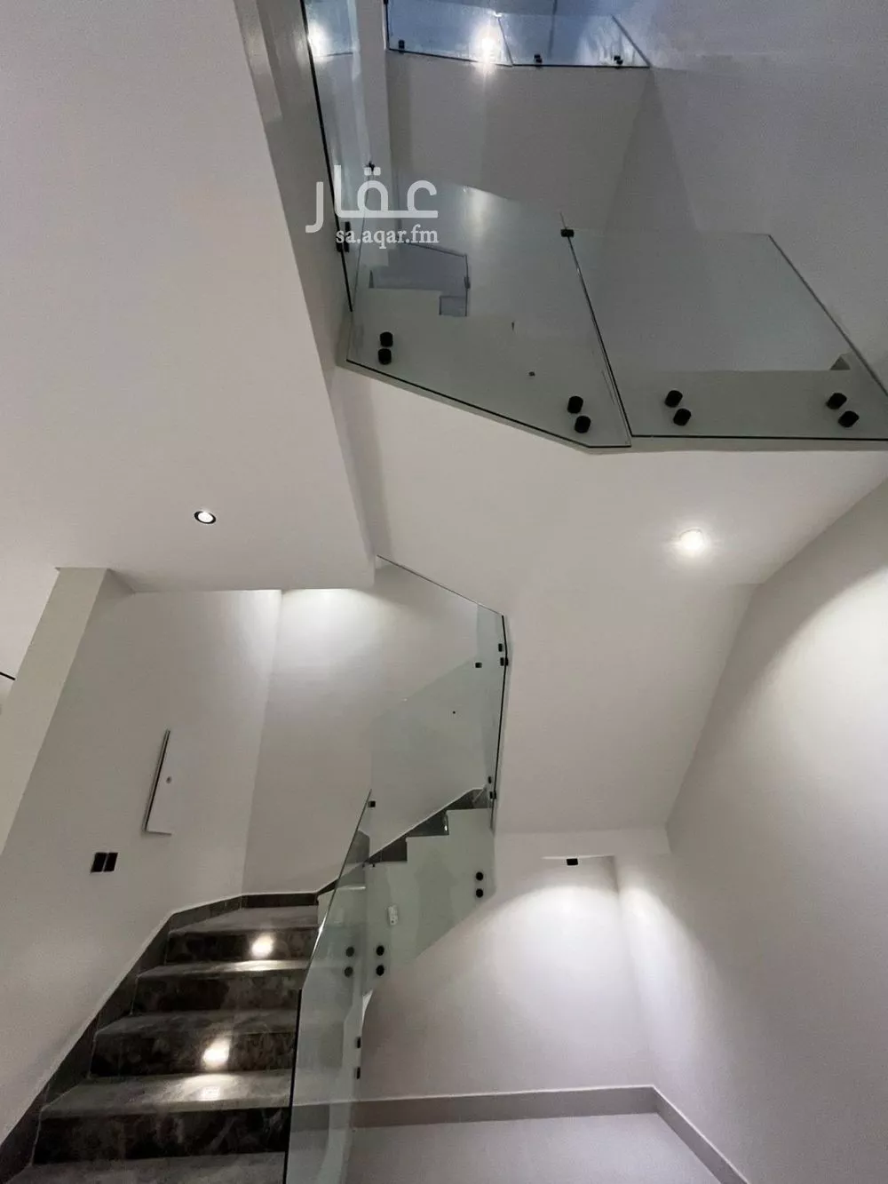 5 bedroom villa in Al Mahdiyyah 16