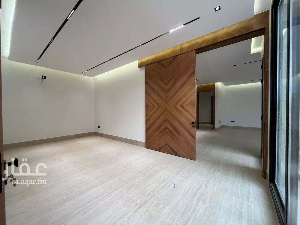 4 bedroom villa in Al Mahdiyyah 13