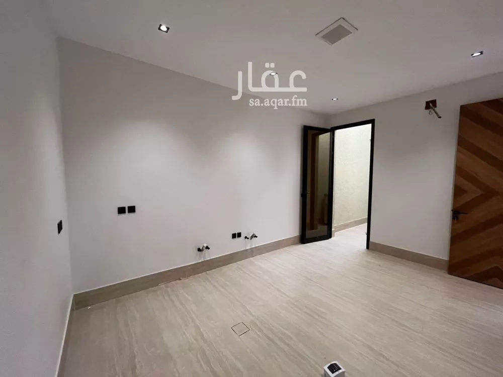 4 bedroom villa in Al Mahdiyyah 16