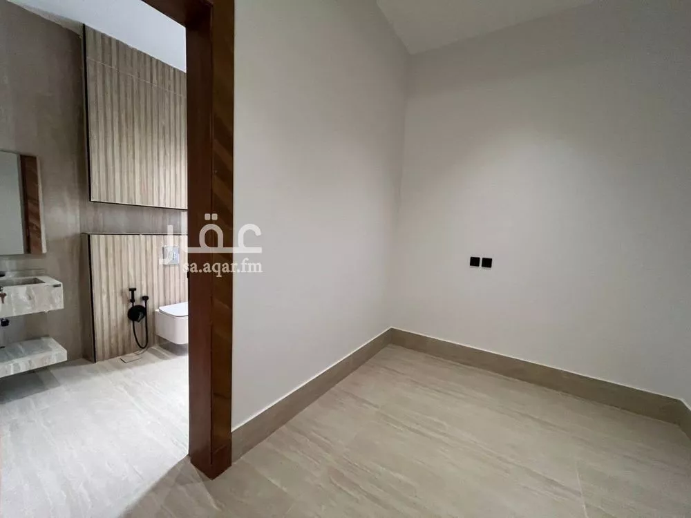 4 bedroom villa in Al Mahdiyyah 20