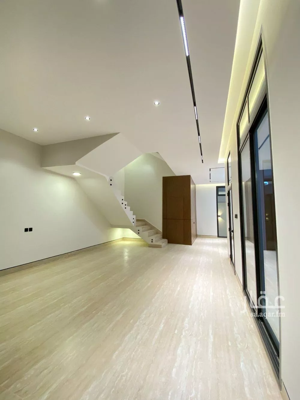 5 bedroom villa in Al Mahdiyyah 7