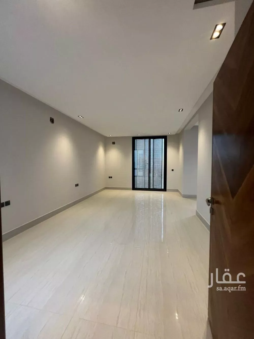 5 bedroom villa in Al Mahdiyyah 18