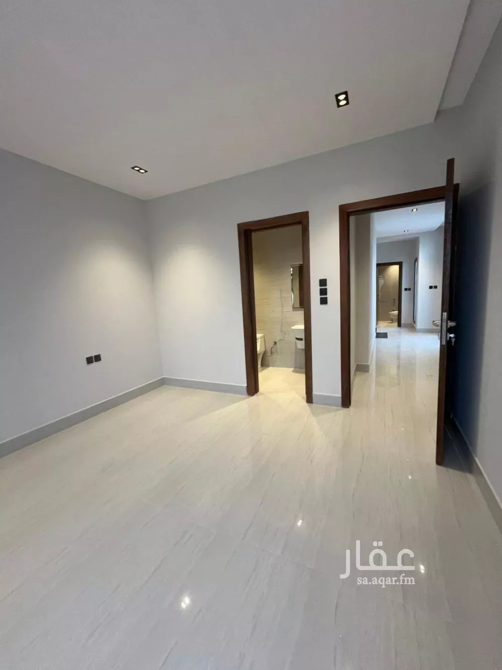 5 bedroom villa in Al Mahdiyyah 25