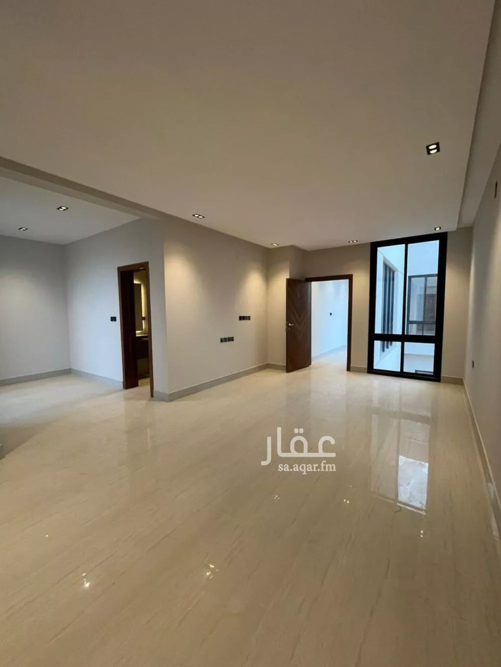 5 bedroom villa in Al Mahdiyyah 9