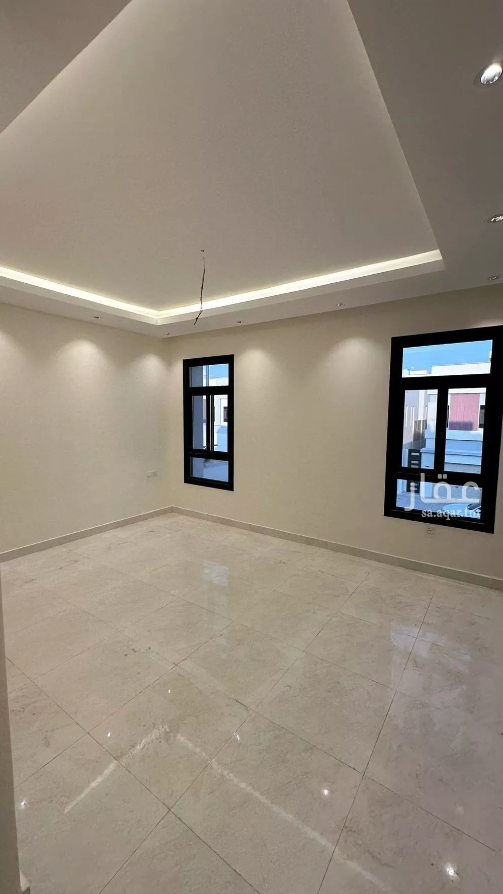 4 bedroom villa in Al Janadriyah 17