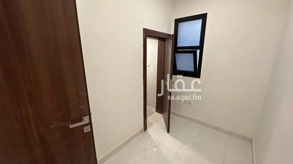 4 bedroom villa in Al Janadriyah 21