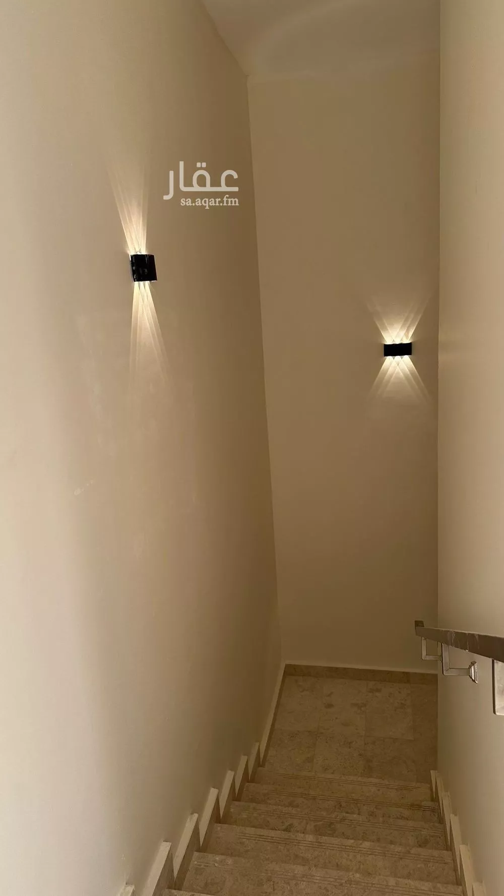 4 bedroom villa in Al Janadriyah 25