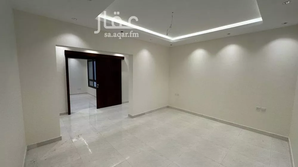 4 bedroom villa in Al Janadriyah 27
