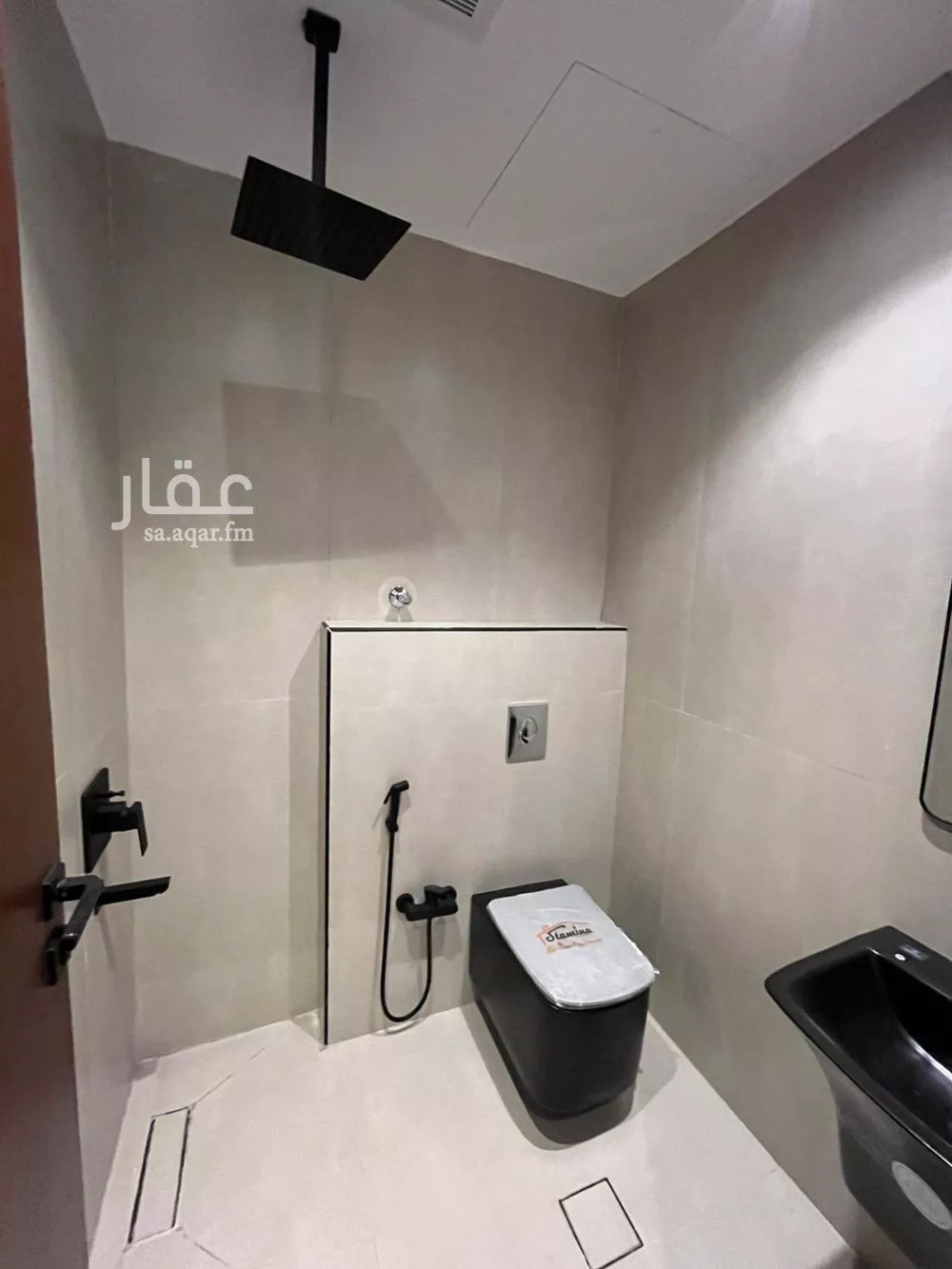 6 bedroom villa in Al Mahdiyyah 27