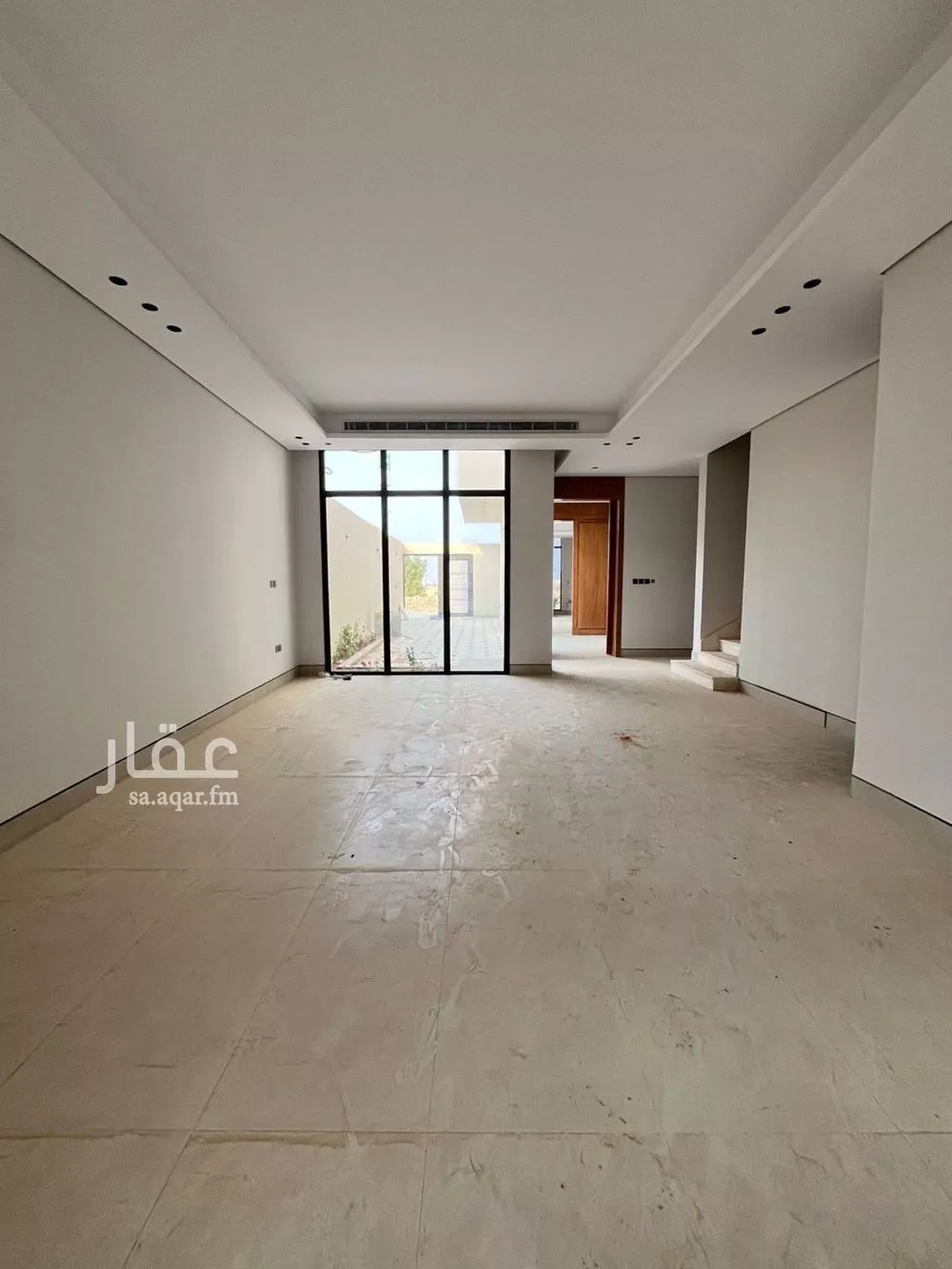 5 bedroom villa in Al Mahdiyyah 8