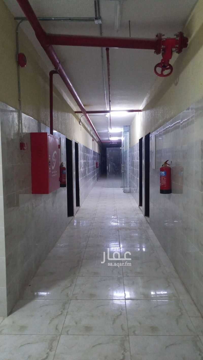 3 bedroom building in Al Sulay, Riyadh 8